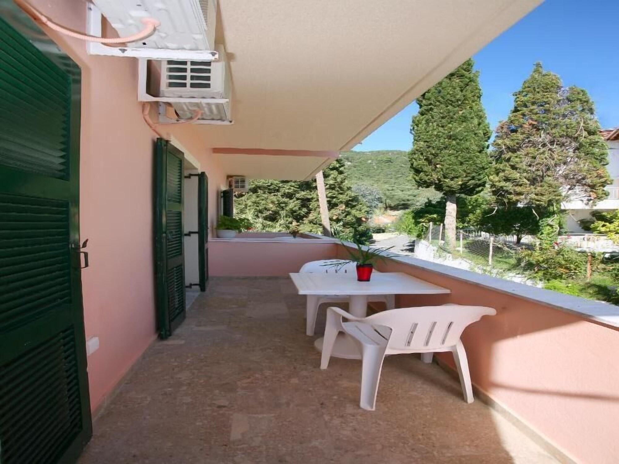 Aparthotel Alexis Benitses (Corfu)