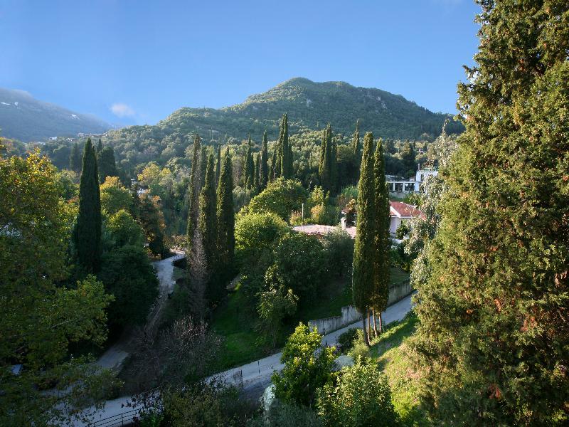Alexis Aparthotel
